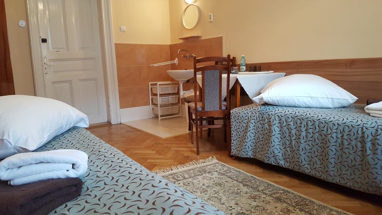 Stary Dom Zdrojowy Hotel Krynica Zdroj Buitenkant foto
