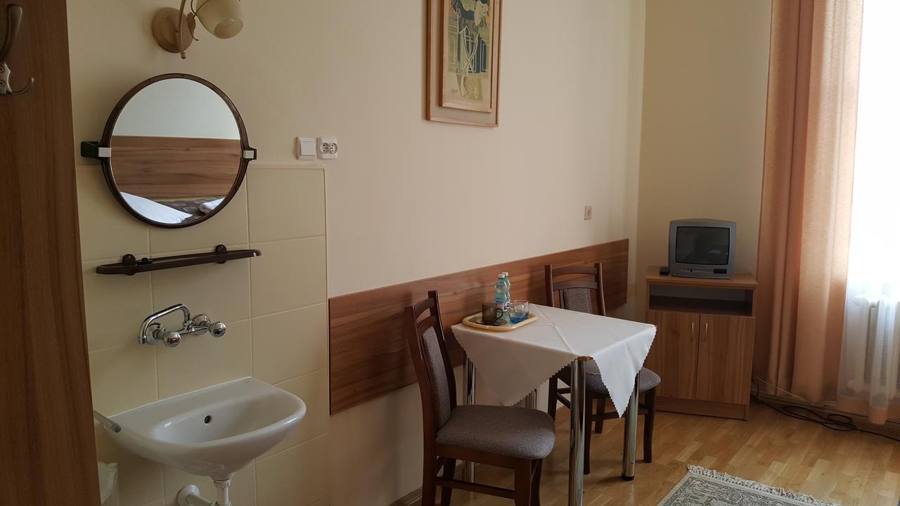 Stary Dom Zdrojowy Hotel Krynica Zdroj Buitenkant foto