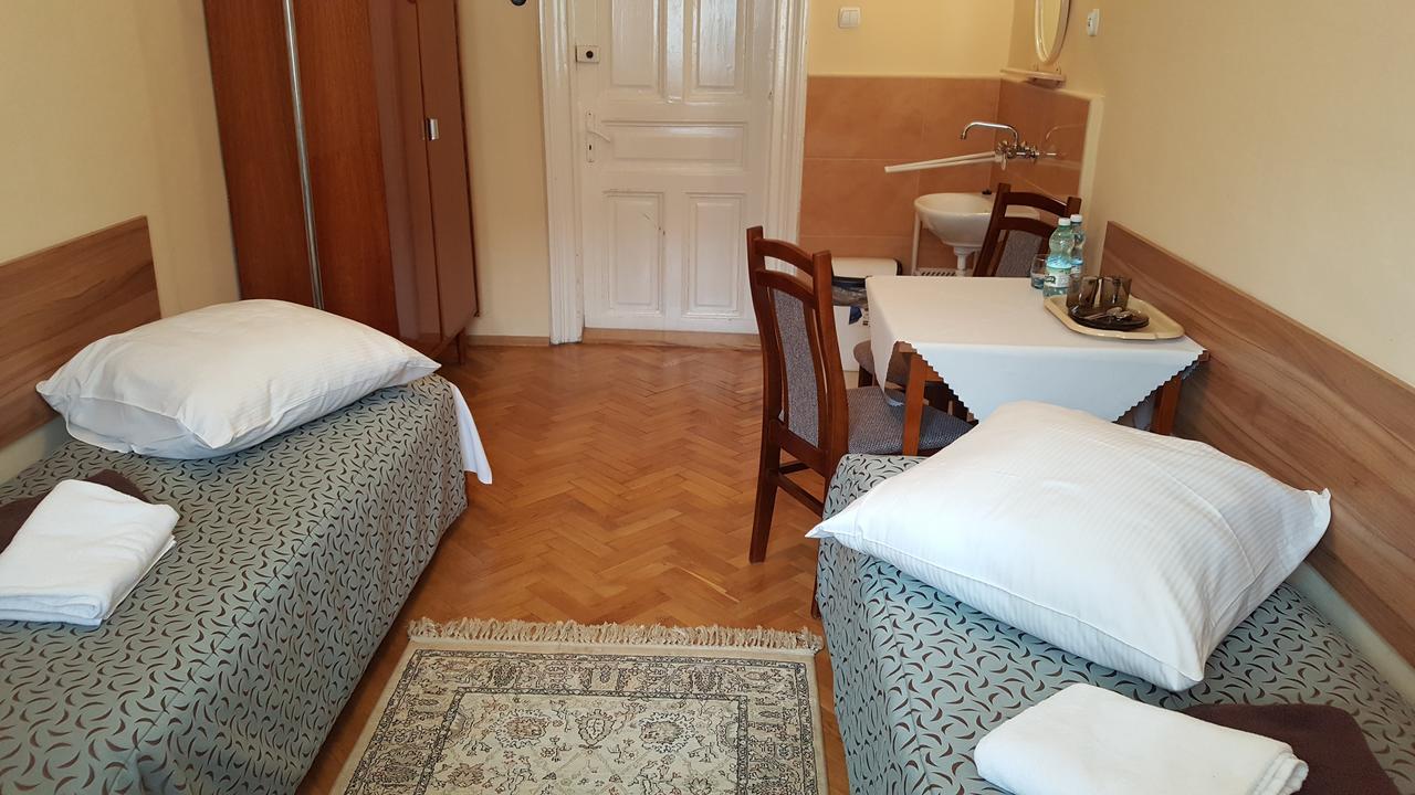 Stary Dom Zdrojowy Hotel Krynica Zdroj Buitenkant foto