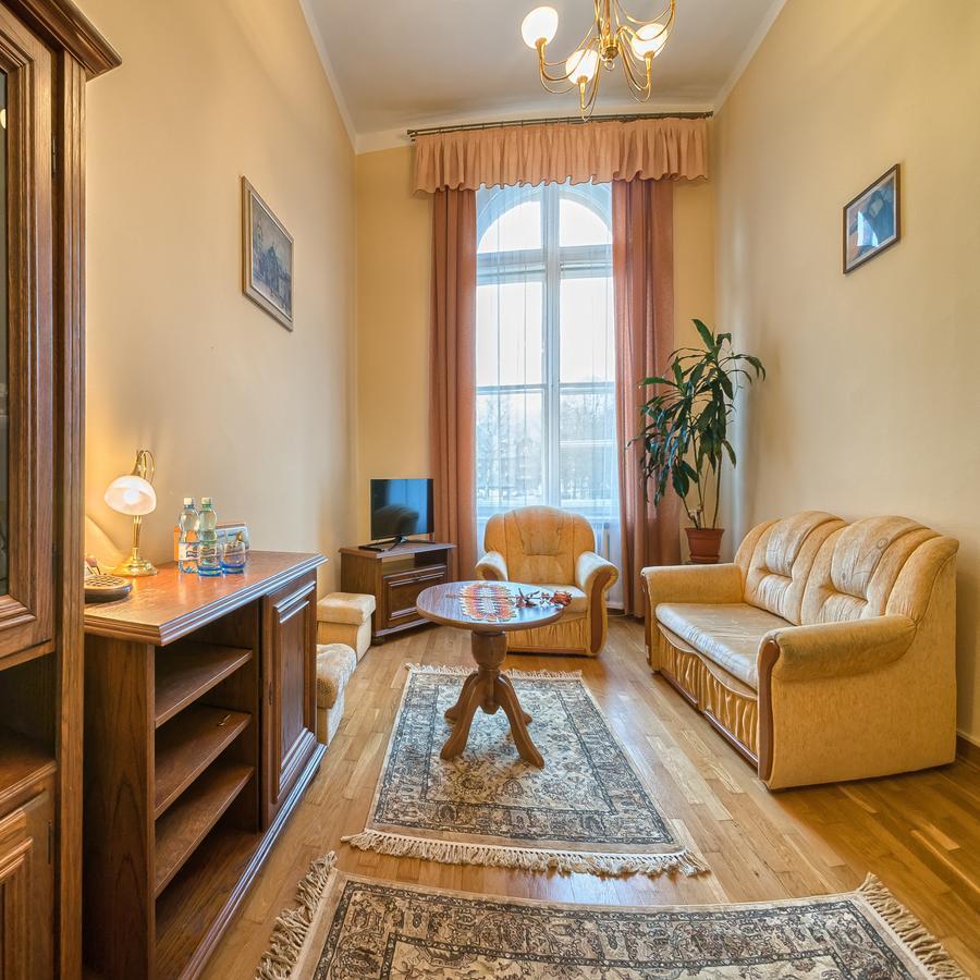 Stary Dom Zdrojowy Hotel Krynica Zdroj Buitenkant foto