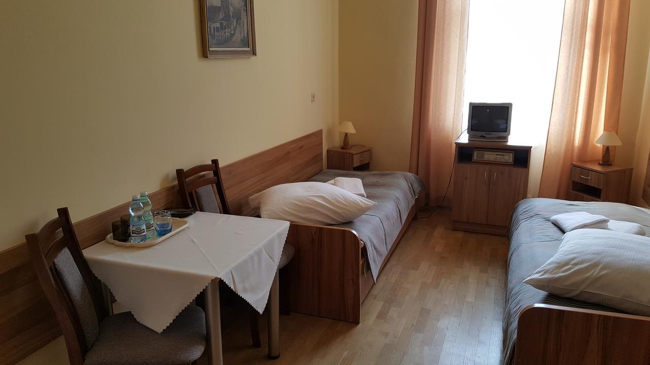 Stary Dom Zdrojowy Hotel Krynica Zdroj Buitenkant foto