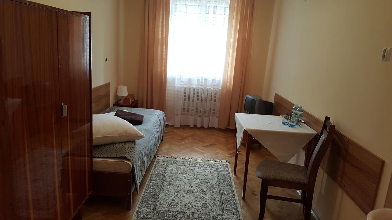 Stary Dom Zdrojowy Hotel Krynica Zdroj Buitenkant foto