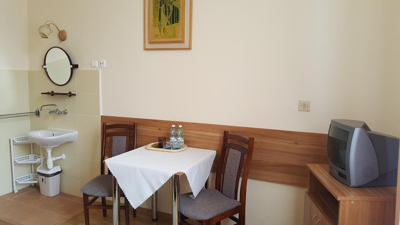 Stary Dom Zdrojowy Hotel Krynica Zdroj Buitenkant foto