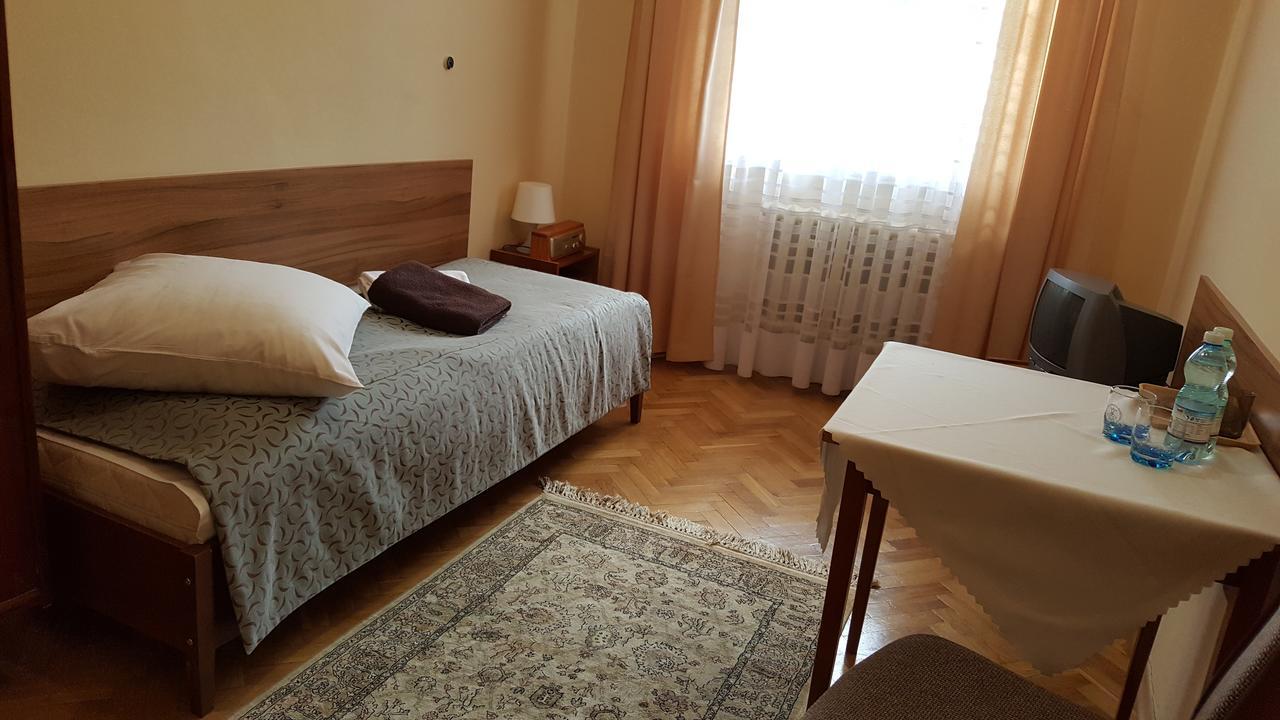 Stary Dom Zdrojowy Hotel Krynica Zdroj Buitenkant foto