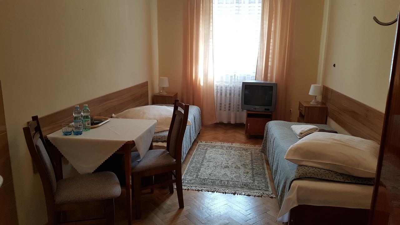 Stary Dom Zdrojowy Hotel Krynica Zdroj Buitenkant foto