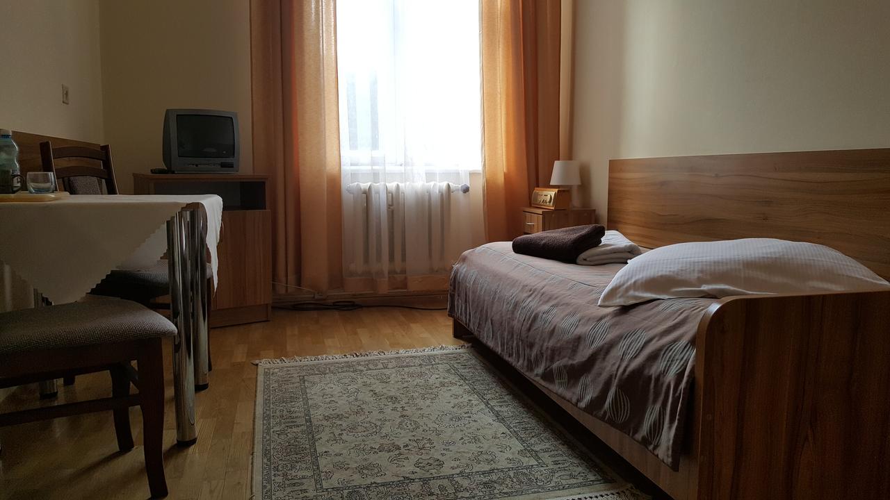 Stary Dom Zdrojowy Hotel Krynica Zdroj Buitenkant foto