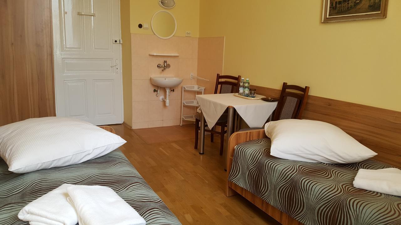 Stary Dom Zdrojowy Hotel Krynica Zdroj Buitenkant foto