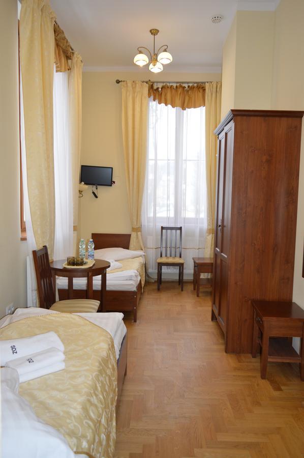 Stary Dom Zdrojowy Hotel Krynica Zdroj Buitenkant foto